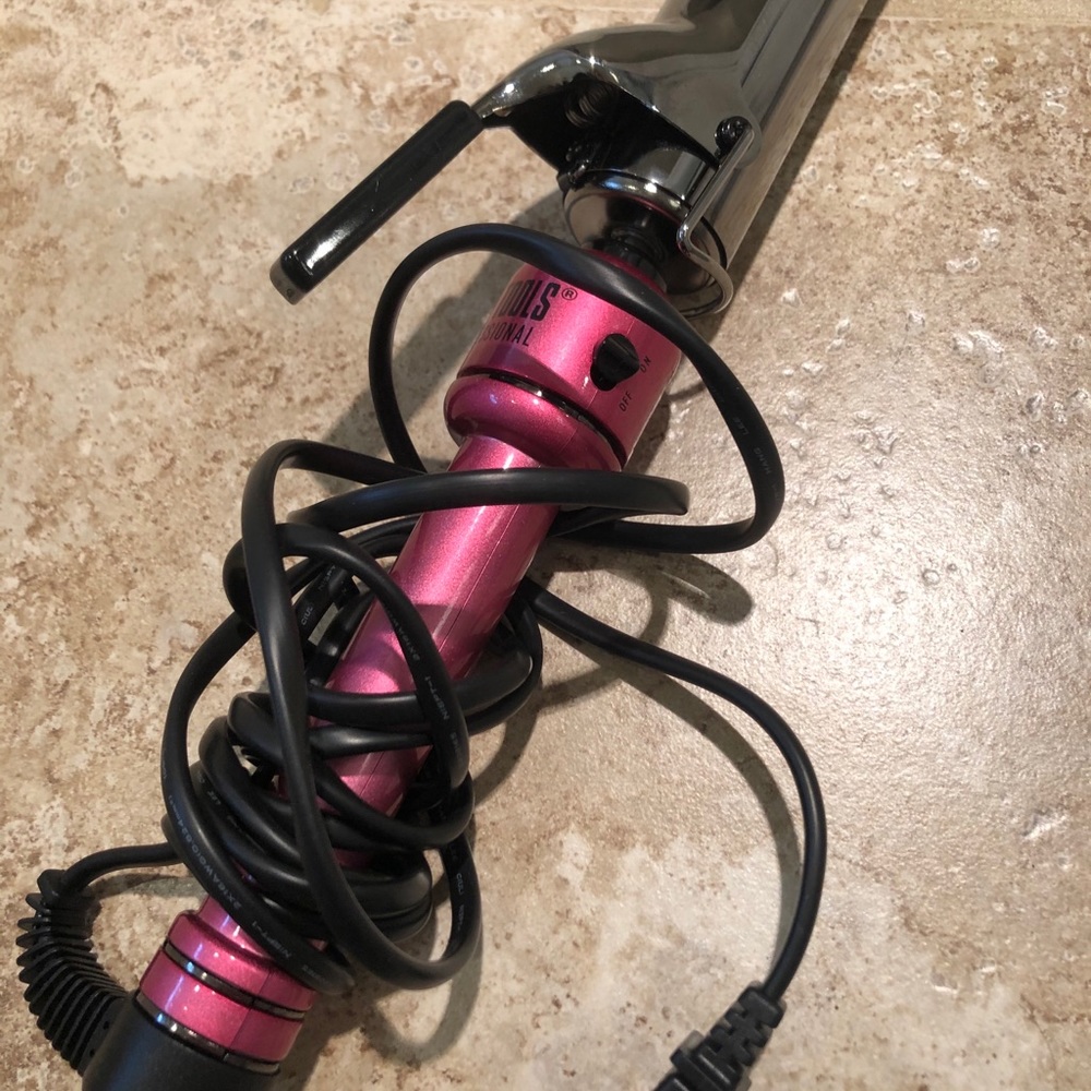 Hot Tools Curling Iron 1.5